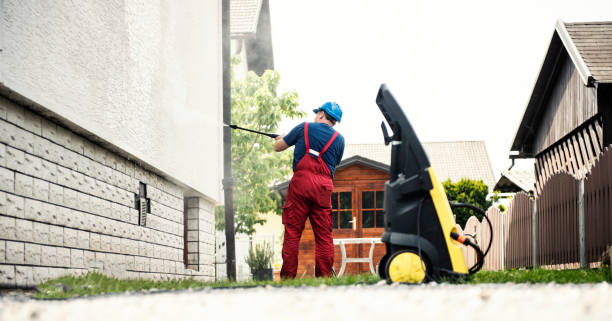 Best Commercial Building Pressure Washing  in Chisholm, ME